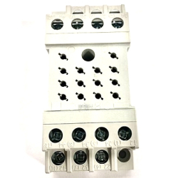 GNIAZDO PRZEKAŹNIKA GZ14