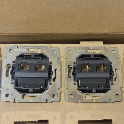 GNIAZDO 2XRJ45 KAT5E FSTP 775875