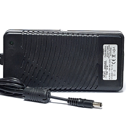 ZASILACZ ZSI 15V/3000mA