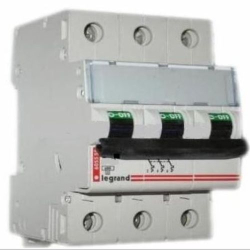 WYŁĄCZNIK NADPRĄDOWY LE S-303 B50A