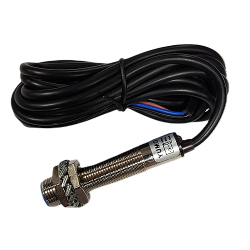 CZUJNIK INDUKCYJNY LM12-3002PA (PNP;NO;2mm)