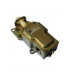 PRZEŁĄCZNIK KRAŃCOWY D-429R