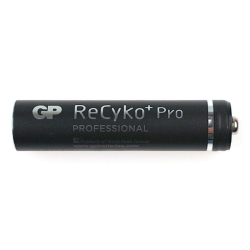 AKUMUL. R-3 800mAh GP ReCyko