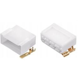 OBUDOWA 8-KROTNA Z KONEKTORAMI